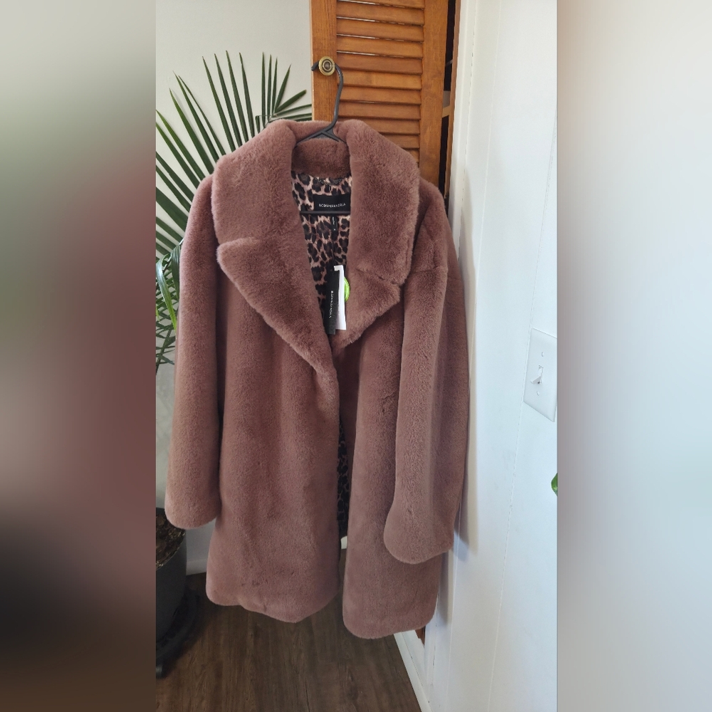 BCBGMAXAZRIA FAUX FUR COAT